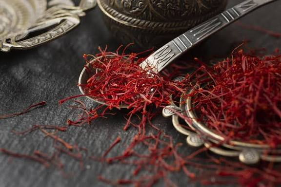 تصویر 4 از زعفران صادراتی درجه یک مناسب بسته بندی حرفه ای و صادرات